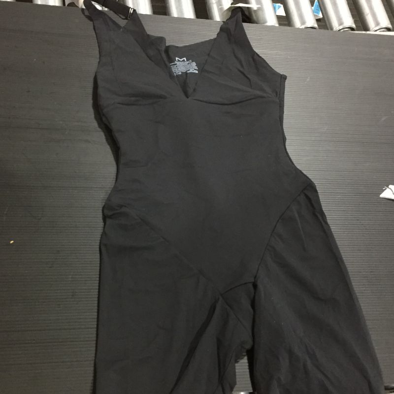 Photo 1 of WOMENS SHAPER
SIZE M BLACK