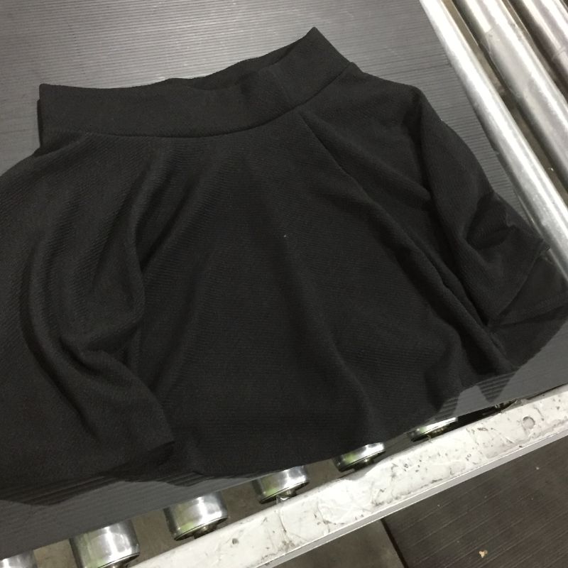 Photo 1 of WOMENS SKIRT
SIZE S BLACK