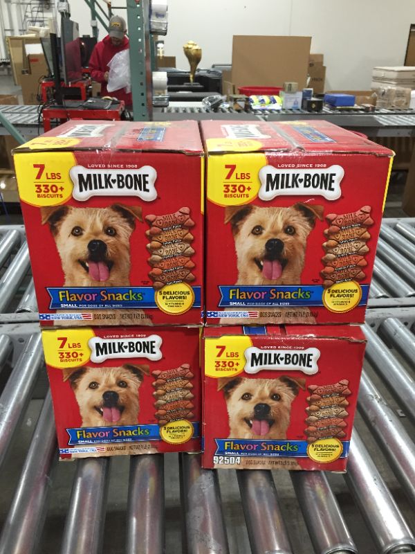 Photo 1 of  Milkbone FLiver Snack Small 7IBS
 4 PACK!!
