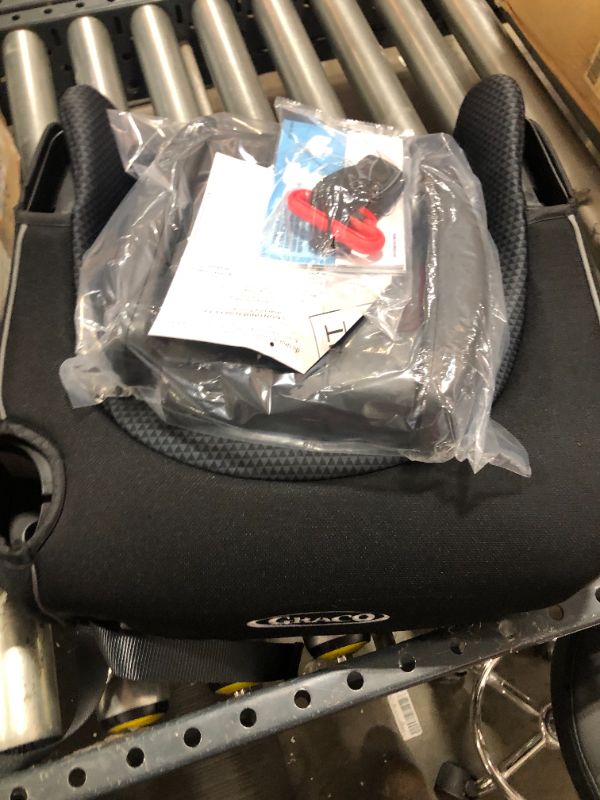 Photo 2 of Graco TurboBooster LX Backless Booster Car Seat

