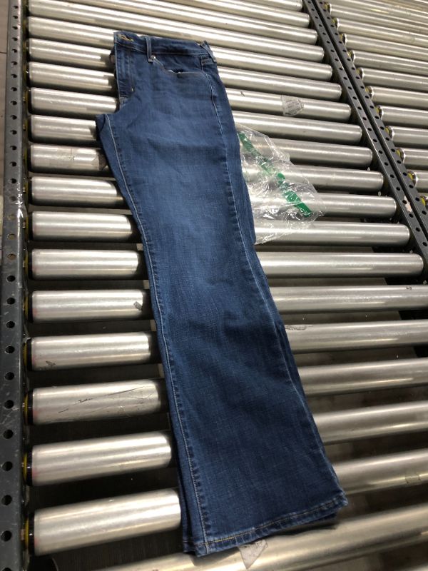 Photo 2 of womens jeans --- size 8