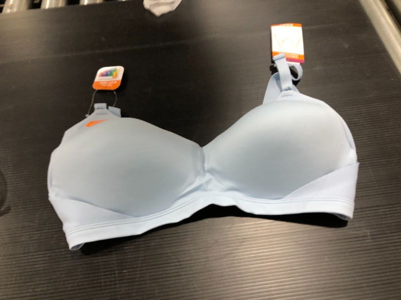 Photo 2 of Warner's Women's No Side Effects Underarm and Back-Smoothing Comfort Wireless Lift T-Shirt Bra Rn2231a--- large 
