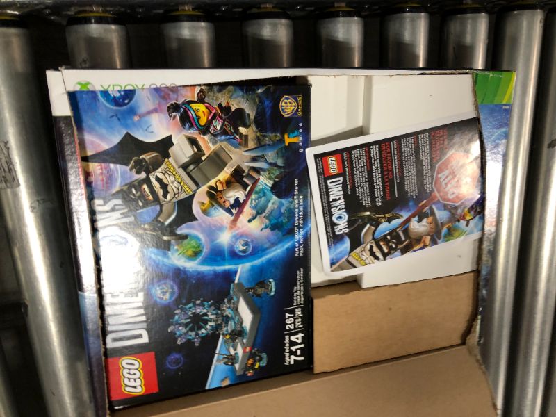 Photo 2 of LEGO Dimensions Starter Pack Batman, Gandalf, and Wyldstyle - Xbox 360
