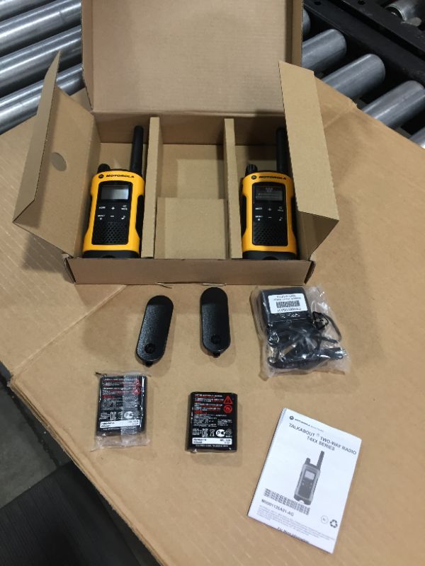 Photo 1 of MOTOROLA Talkabout T402 Rechargeable Two-Way Radios (2-Pack)
