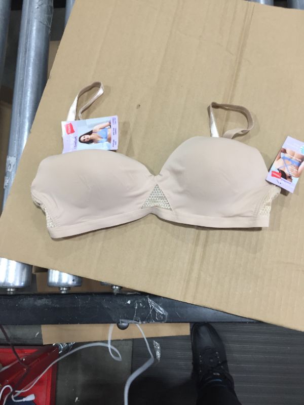 Photo 2 of Hanes Women's Oh So Light Foam ComfortFlex Fit Wirefree Bra Nude S
