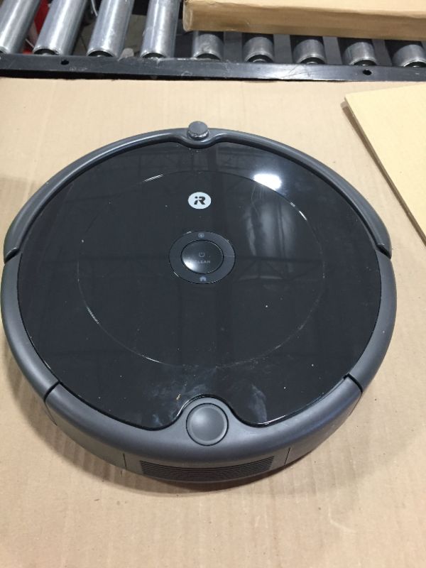 Photo 2 of iRobot Roomba 692 Robot Vacuum-Wi-Fi Connectivity, Personalized Cleaning Recommendations, Works with Alexa, Good for Pet Hair, Carpets, Hard Floors, Self-Charging, Charcoal Grey
