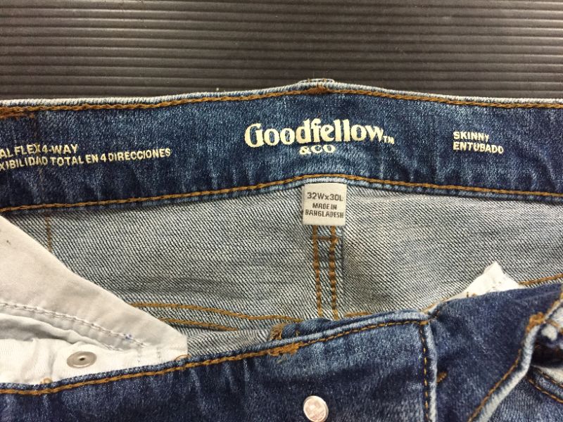 Photo 1 of Good Fellow and Co. Boys Skinny 4-way flex blue jeans [Size 32X30]