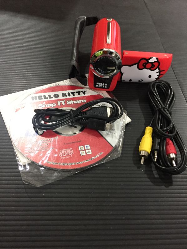 Photo 4 of Hello Kitty 31009 Digital Video Recorder [Did not turn on- may need a Charge]