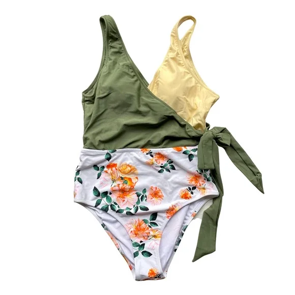 Photo 1 of CUPSHE One Piece Swimsuit Floral Green Wrap Tie [Size L]