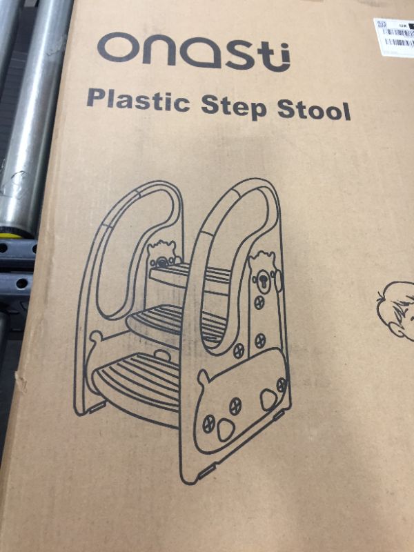 Photo 1 of kx001 onastu plastic step stool