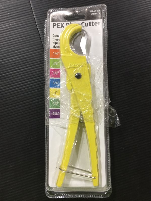 Photo 1 of [2 Pack] 1/2 in. to 1 in. Pipe Cutter