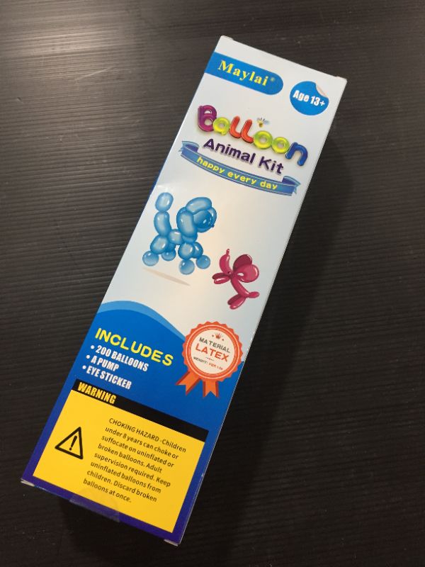 Photo 1 of 100 Pack of Balloon Animal Kit Twisting Balloons with Pump