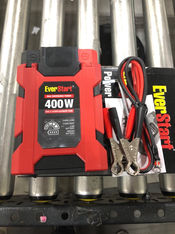 Photo 1 of Everstart 400w Max Continuous Power Inverter (Converts Vehicle DC To AC Power) C
