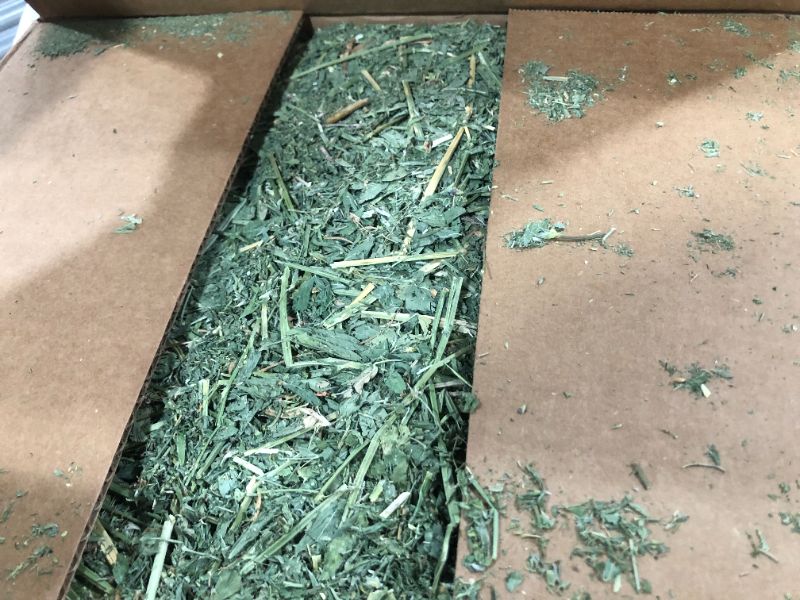 Photo 2 of Alfalfa Hay, Dried Natural Alfalfa Hay for Rabbits, Guinea Pigs, Chinchillas, and Ferrets - Protein and Fiber Rich Food for Small Animals - Healthy Pet Food