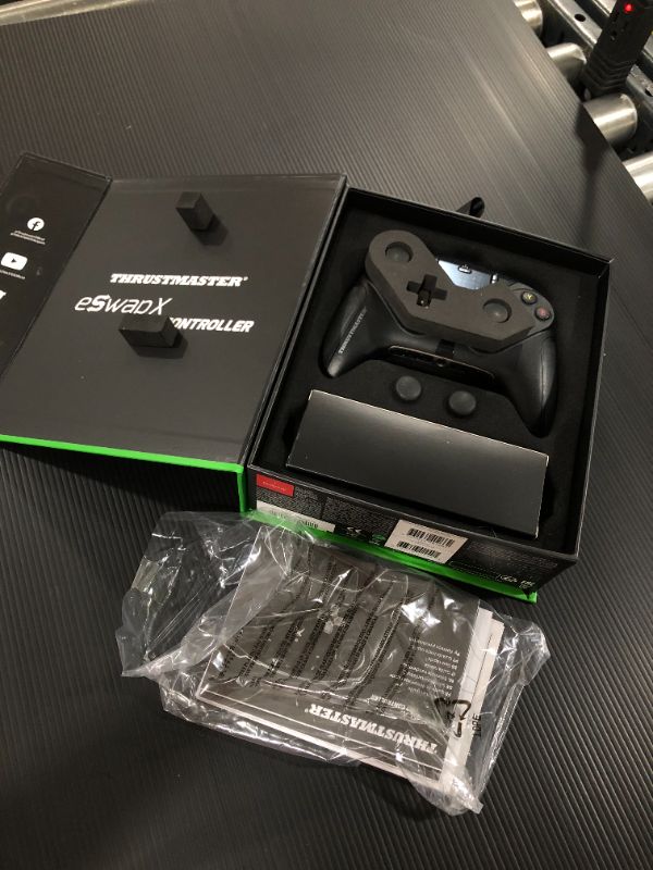 Photo 2 of Thrustmaster eSwap X PRO Controller: Compatible with Xbox One, Series X|S and PC
