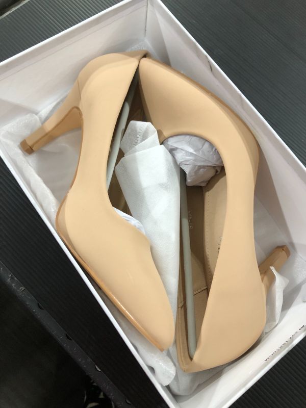 Photo 1 of WuORWu Women's Pointed Toe Heel Pumps (SIZE 8)