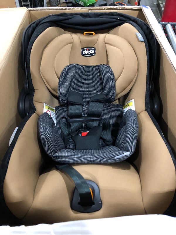 Photo 2 of Chicco Fit2 Infant & Toddler Car Seat, Cienna (Black/Tan)
