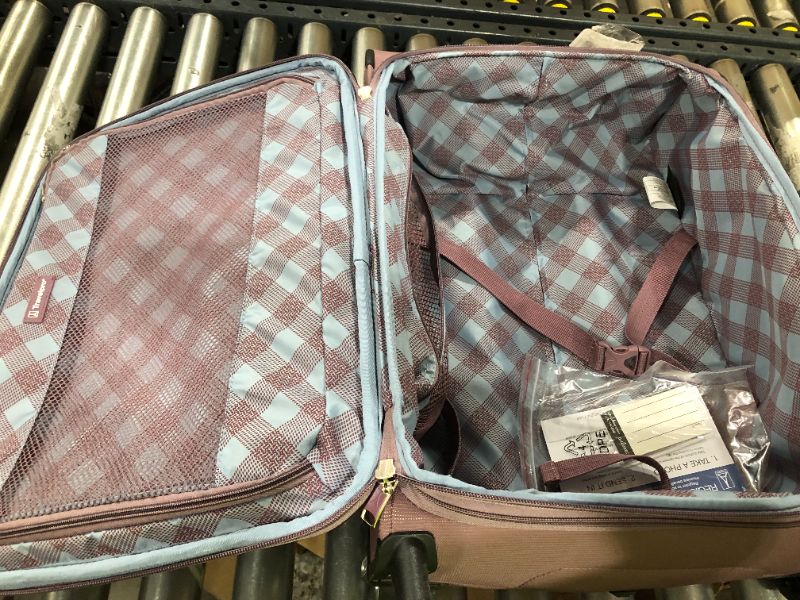 Photo 4 of Travelpro Maxlite 5 Softside Expandable Luggage with 4 Spinner Wheels, Lightweight Suitcase, Men and Women, Dusty Rose, Carry-On 21-Inch