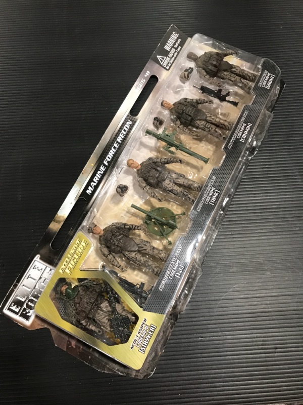 Photo 2 of Elite Force Marine Force Recon Action Figures 5 Pack Military Toy Soldiers Playset
