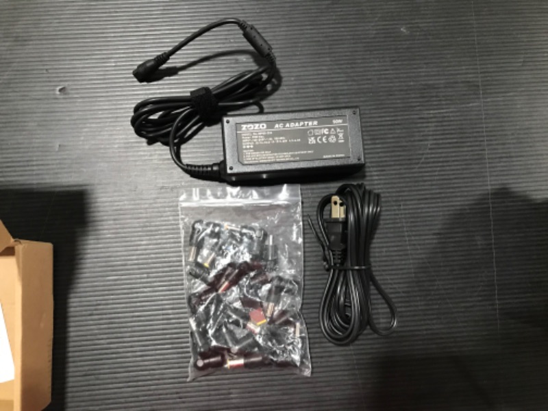 Photo 1 of ZoZo PA-30900-ZXX AC Adapter 90W 3-prong connector
