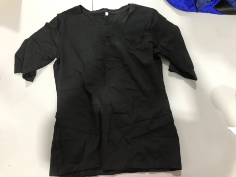 Photo 1 of  women's black t-shirt 
Size M