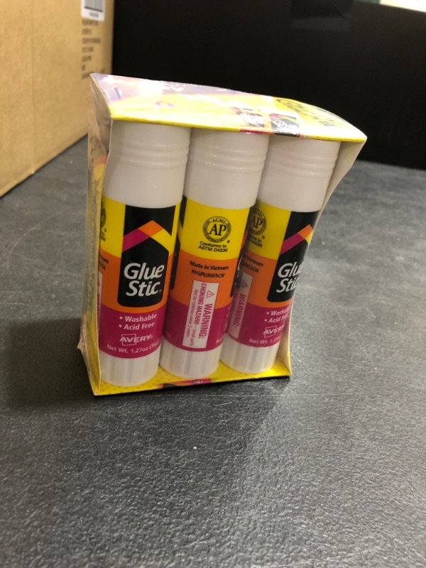 Photo 2 of Avery Glue Stick White, Washable, Nontoxic, 1.27 oz. Permanent Glue Stic, 6pk (98073),Clear
