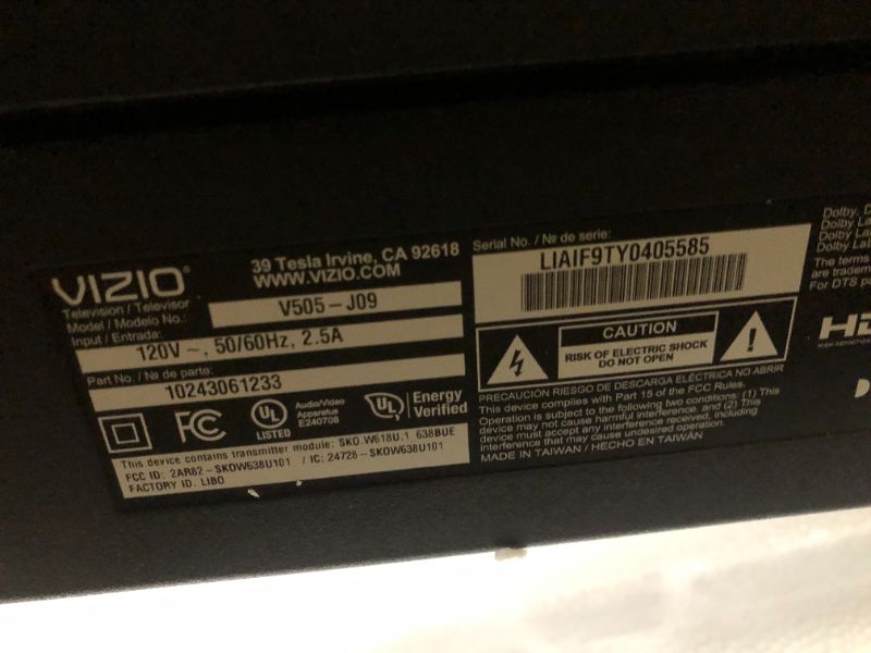 Photo 4 of VIZIO V-Series 50" Class 4K HDR Smart TV - V505-J09------SOLD BY PARTS

