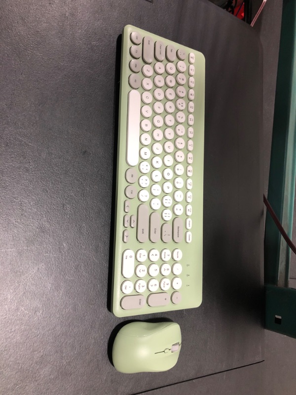 Photo 1 of Arcwares Wireless Keyboard and Mouse Combo