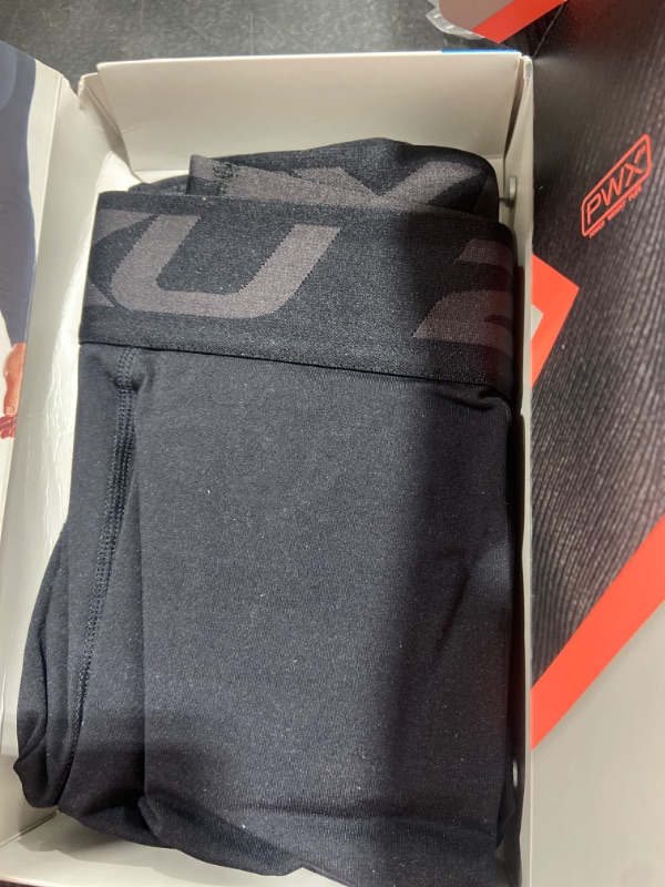 Photo 1 of 2XU Thermal Compression Tight Tight
S 