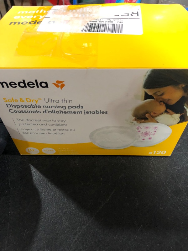 Photo 1 of Medela Soothing Gel Pads for Breastfeeding, 120 Count Pack, Tender Care HydroGel Reusable Pads, Cooling Relief for Sore Nipples from Pumping or Nursing
