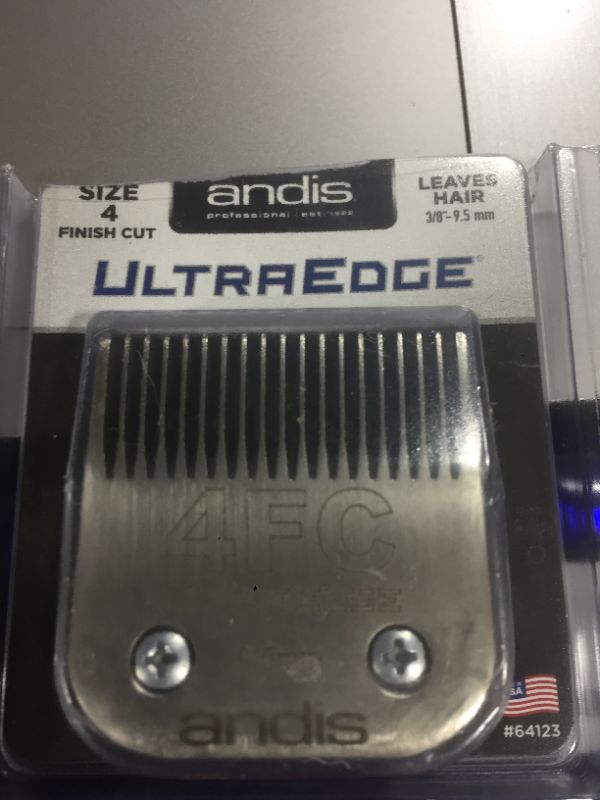 Photo 2 of Andis UltraEdge Detachable Clipper Blade
