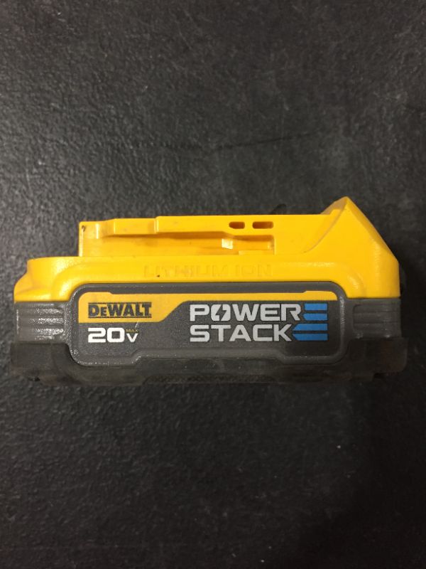 Photo 2 of 20V MAX* DEWALT POWERSTACK™ Compact Battery