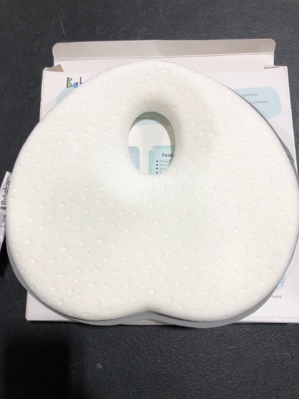 Photo 4 of BABEBAY HEAD SHAPING PILLOW, MEMORY FOAM. AGES 0+. OPEN BOX, PRIOR USE POSSIBLE.