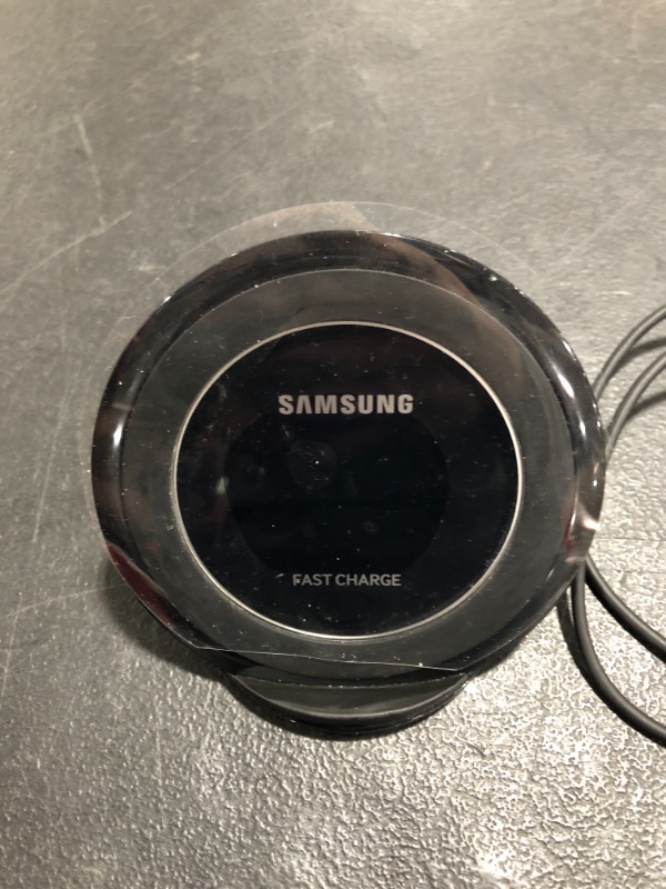 Photo 3 of SAMSUNG Qi Certified Fast Charge Wireless Charger Stand (2018 Edition) Universally Compatible with Qi Enabled Smartphones - US Version - Black - EP-N5100TBEGUS
PRIOR USE. MISSING ORIGINAL BOX.