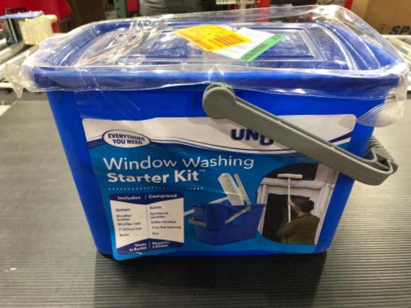 Photo 3 of 10 in. Window Washing Starter Kit with Pole and Bucket. OPEN PACKAGE.

