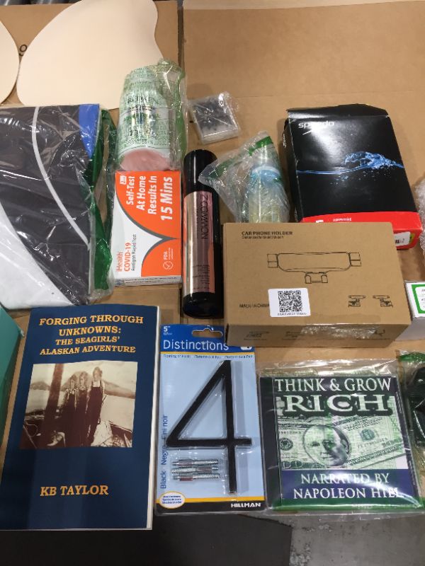 Photo 4 of Box lot - misc. items 