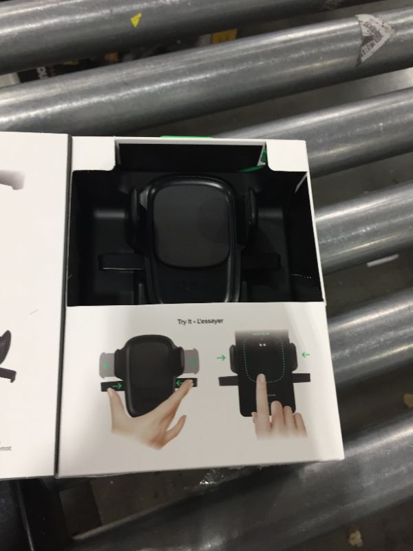 Photo 1 of iOttie Easy One Touch 5 Air Vent Mount
