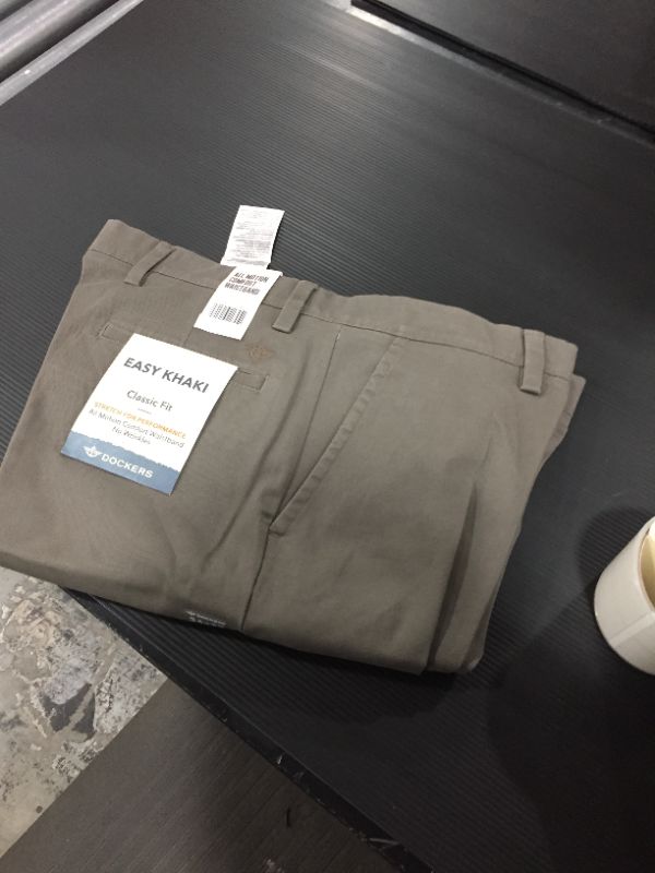 Photo 2 of Dockers Men's Easy Classic Fit Khaki Stretch Pants
34X29