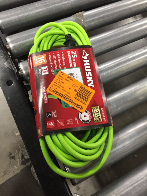 Photo 2 of Husky 25 ft. 16/2-Gauge Green Extension Cord