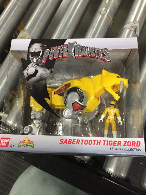 Photo 1 of Bandai - Power Rangers Mighty Morphin Legacy Zord Sabertooth Tiger
