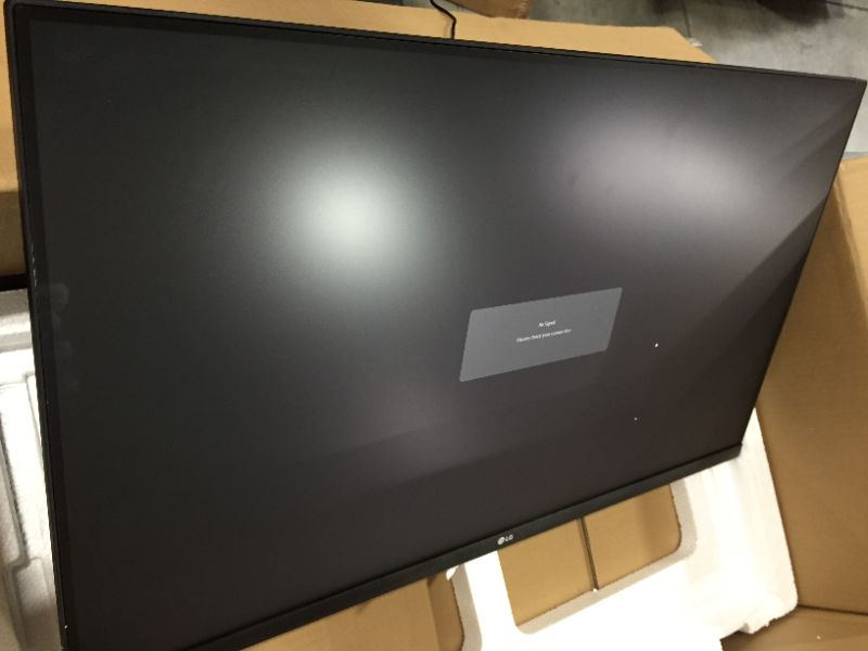 Photo 2 of LG Electronics 32QN650-B 32 in. FreeSync QHD IPS Monitor
