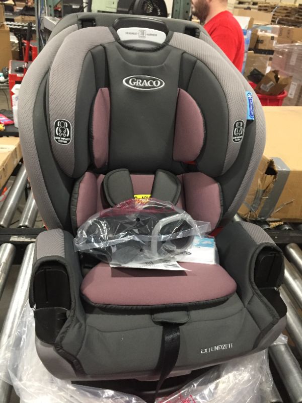 Photo 2 of Graco Extend2Fit 3-in-1 Car Seat, Norah
