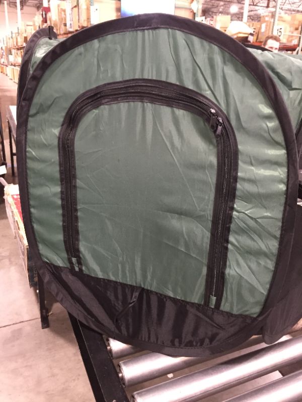 Photo 2 of collapsible dog tent green 