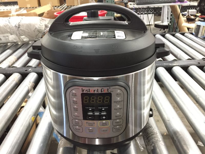 Photo 2 of Instant Pot DUO60 7-in-1 Programmable Pressure Cooker 6-Qt.
