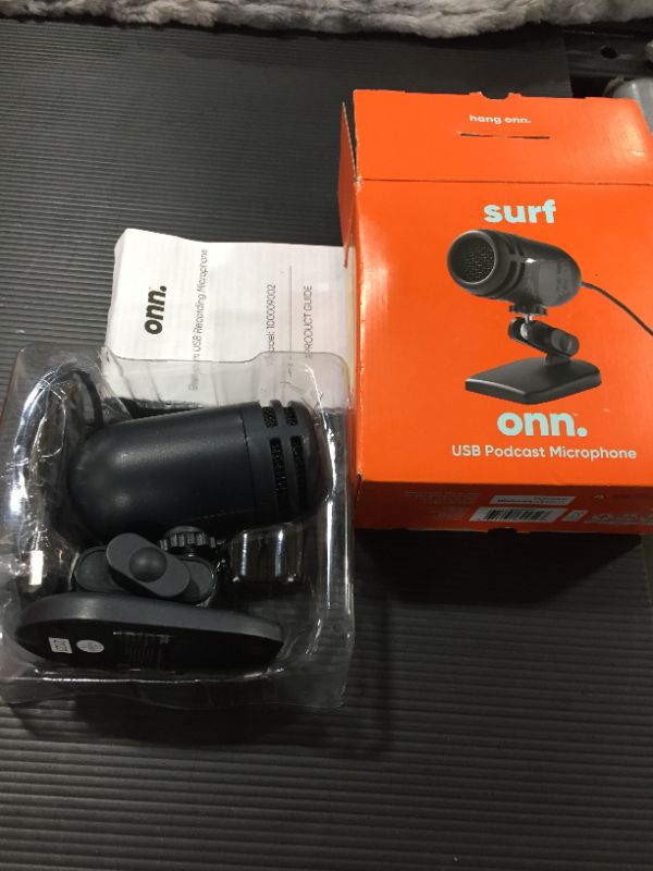 Photo 2 of Onn. USB Podcast Microphone
