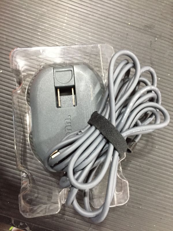 Photo 2 of Onn. USB-C Laptop Charger with Power Delivery
