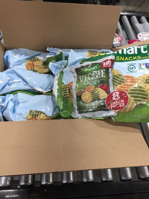 Photo 1 of 6 Bags of 8 Ct Snack Packs - Eatsmart Snacks, Veggie Crisps with Sea Salt, 100 Calorie Multipack, 
