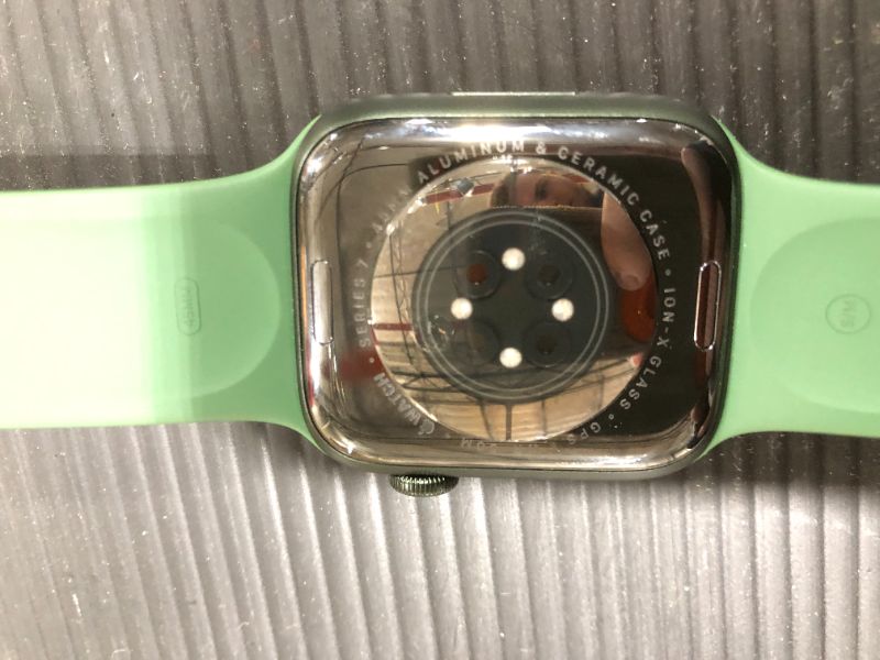 Photo 4 of Apple Watch Series 7 [GPS 45mm] Smart Watch w/ Green Aluminum Case with Clover Sport Band. Fitness Tracker, Blood Oxygen & ECG Apps, Always-On Retina Display, Water Resistant
