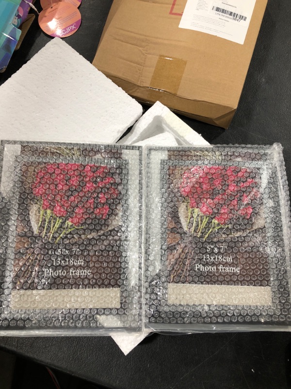 Photo 1 of Amazon Brand – Pinzon 5x7 Mirror Glass Photo Frame For photo Size 7x5, Glass Picture Frames for Desk Display (Set of 2)
