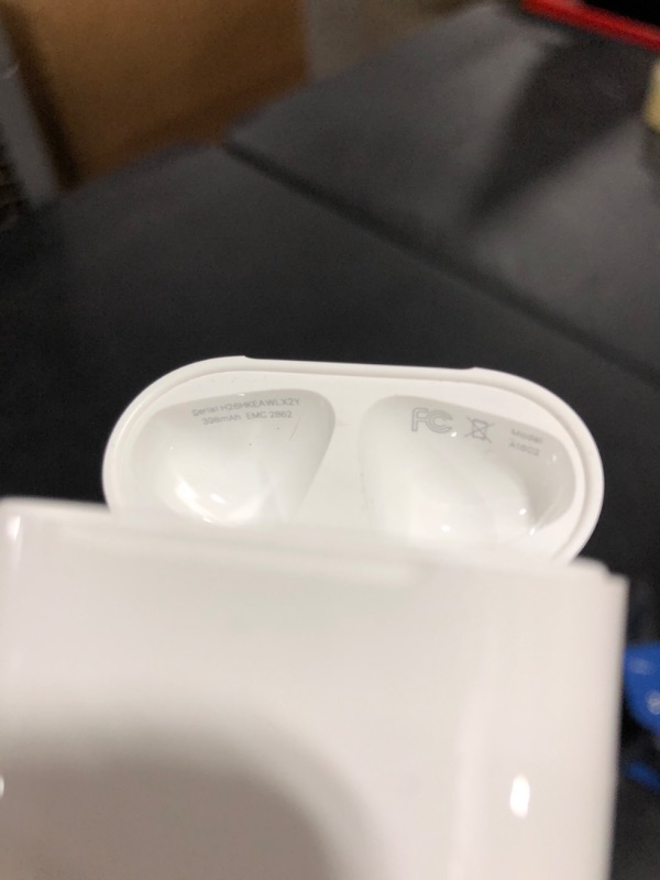 Photo 2 of Apple AirPods with Charging Case